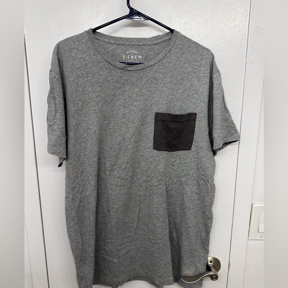 JCrew Men’s Contrast Pocket Tee